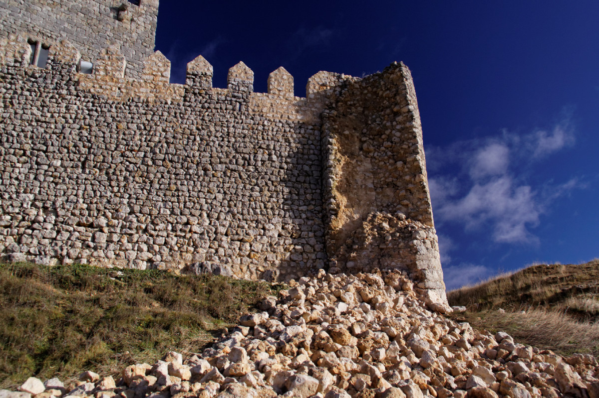 castillo tiedra
